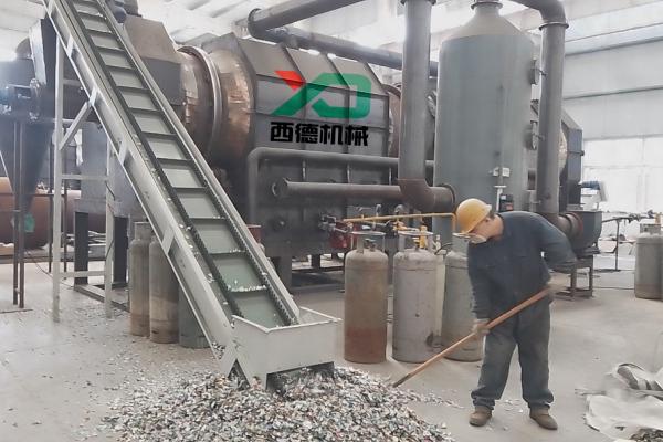 為什么要使用易拉罐脫漆爐，河南西德機(jī)械設(shè)備
